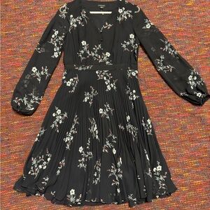 Ann Taylor Black Floral Long Sleeve Dress, size 2, excellent condition